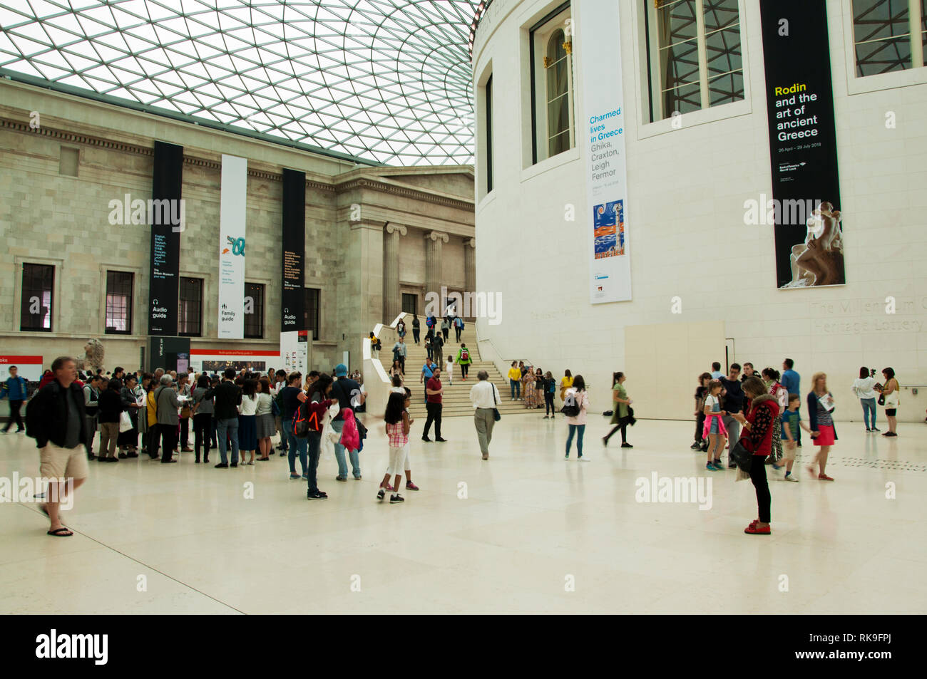 Der große Hof im British Museum in London. Stockfoto