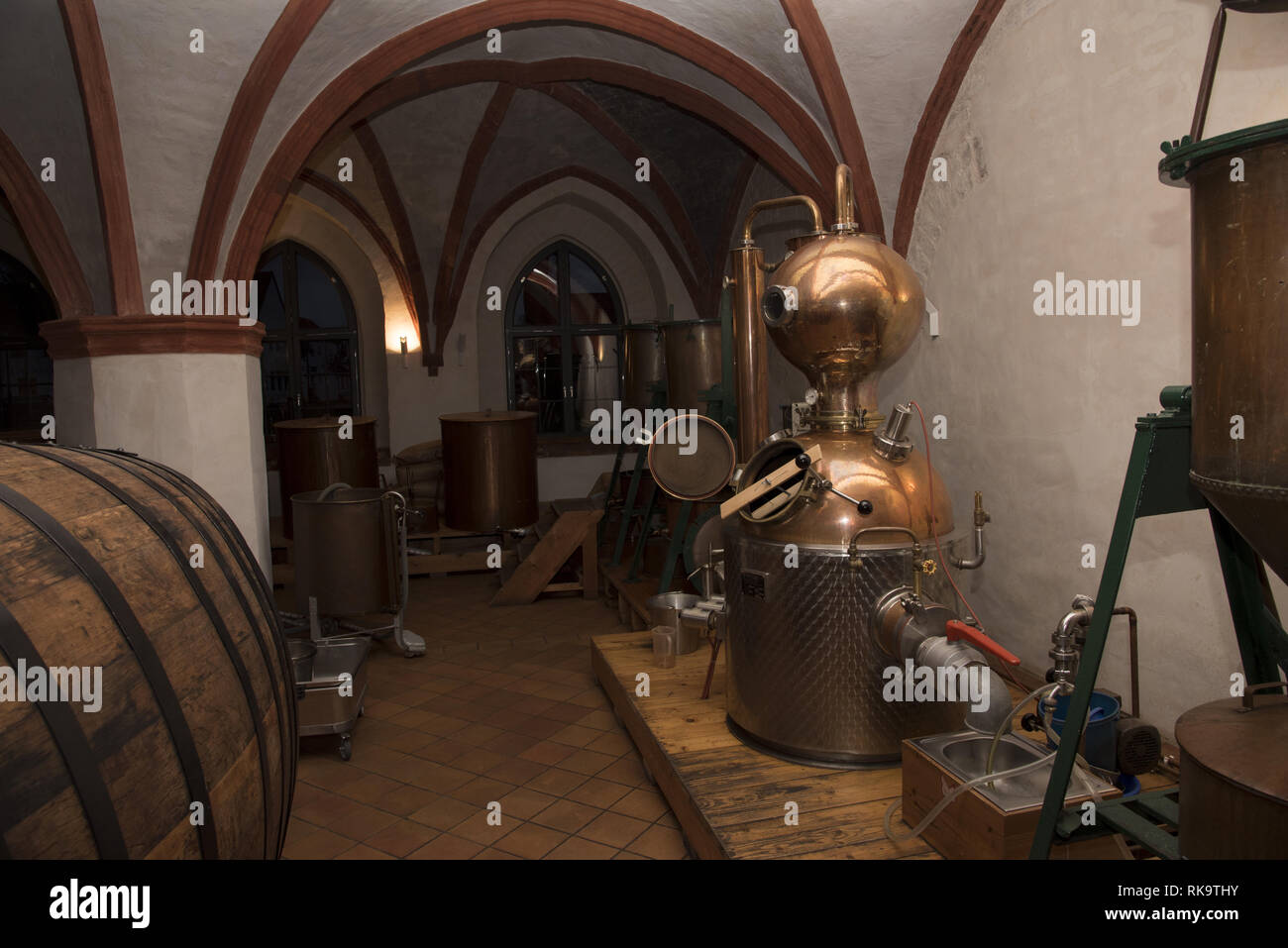 Süßen Kräuterlikör "klosterbruder" in das alte Sudhaus der Zinna Abtei ein ehemaliges Zisterzienserkloster in Jüterbog in Brandenburg, Deutschland produziert Stockfoto