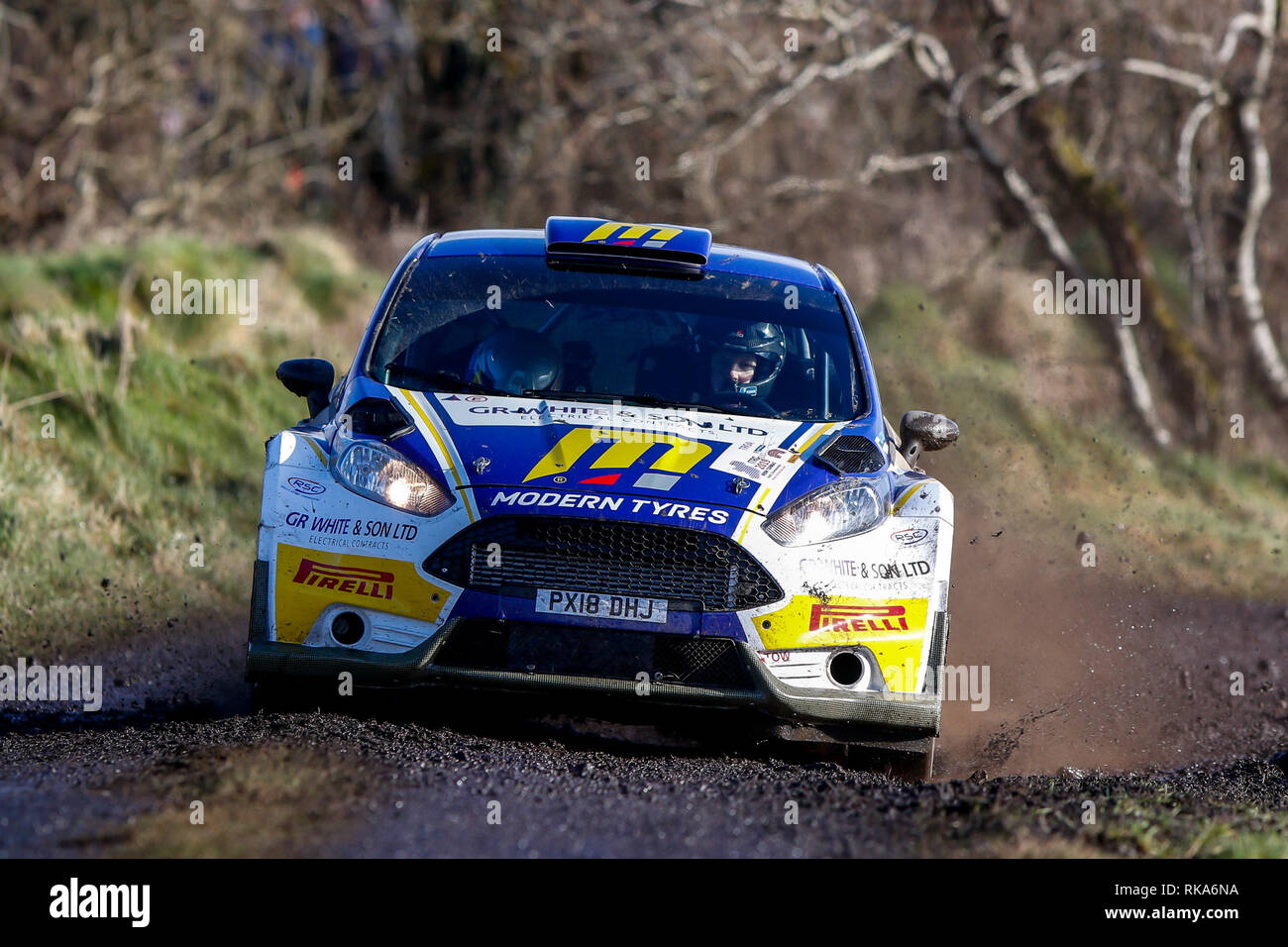 Galway, Irland. 10 Feb, 2019. Galway International Rallye; Alastair Fisher und Gordon Noble (Ford Fiesta R5) liegen in 3. Position nach 3 Stufen Credit: Aktion plus Sport/Alamy leben Nachrichten Stockfoto