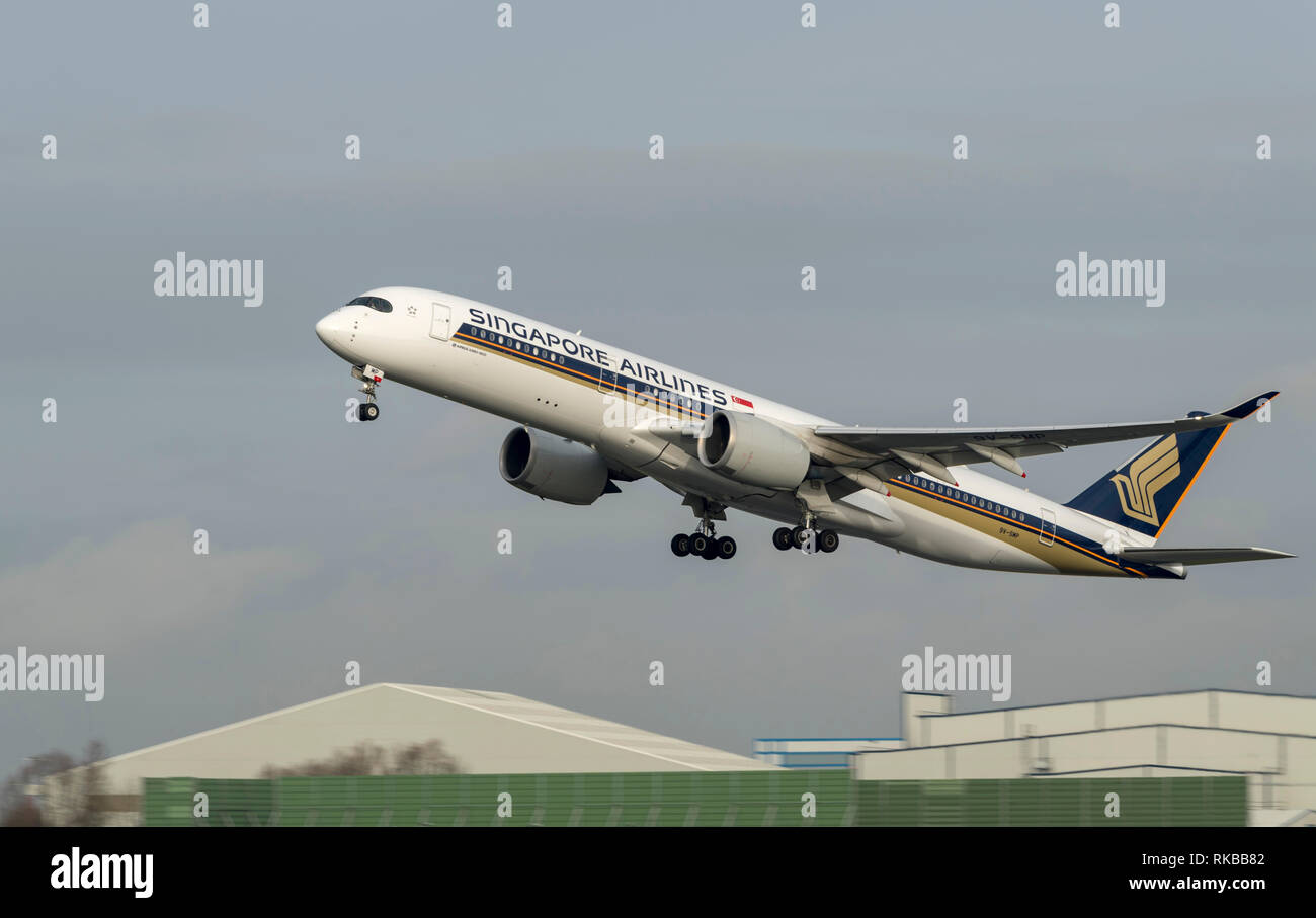 Singapore Airlines, Airbus A 350-941, 9-V-SMP-Weg am Flughafen Manchester Stockfoto