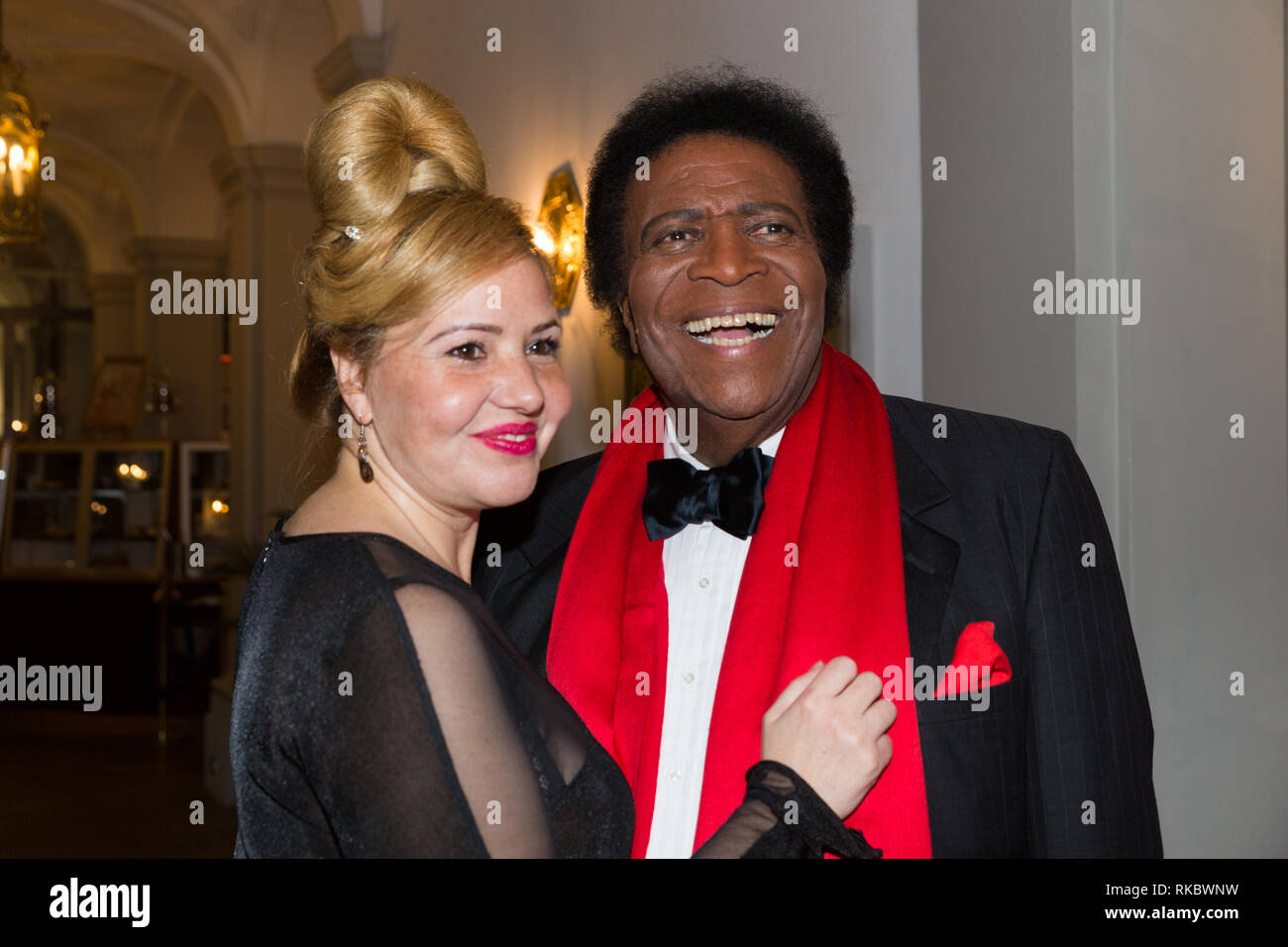 DRESDEN, Deutschland 01. Februar Roberto Blanco und seine Frau