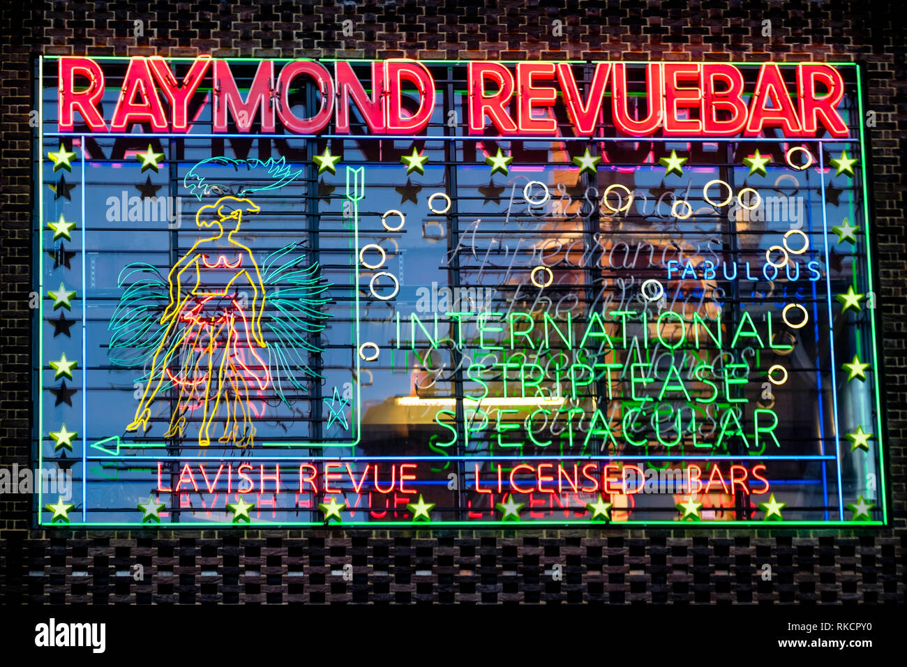 Raymond Revue Bar, Leuchtreklame, Soho, London, UK Stockfoto