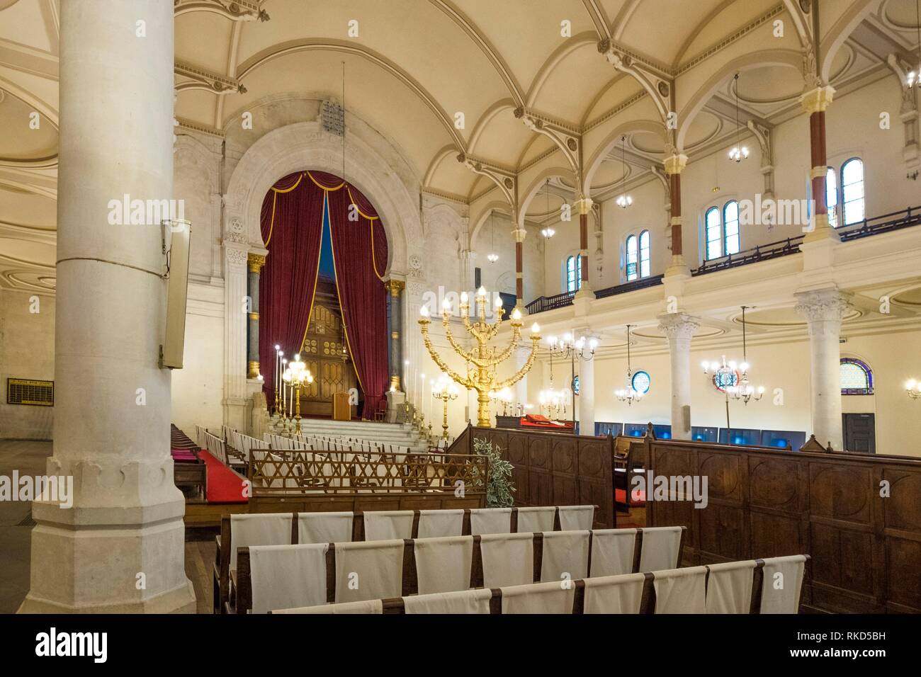 Synagoge innenjudentum -Fotos und -Bildmaterial in hoher Auflösung – Alamy