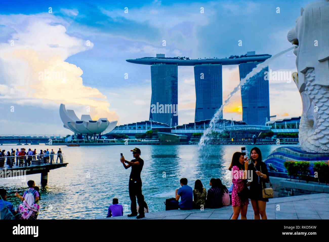 Singapur, Marina Bay ist eine Bucht in der zentralen Gegend von Singapur durch den Umfang von vier anderen Planung umgeben, der Kern der Innenstadt, Stockfoto