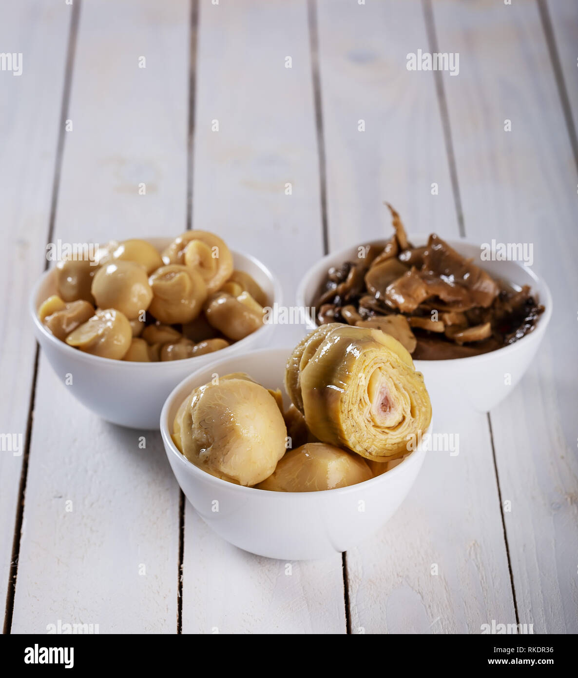 Artischocken im glas Stockfotos und -bilder Kaufen - Alamy