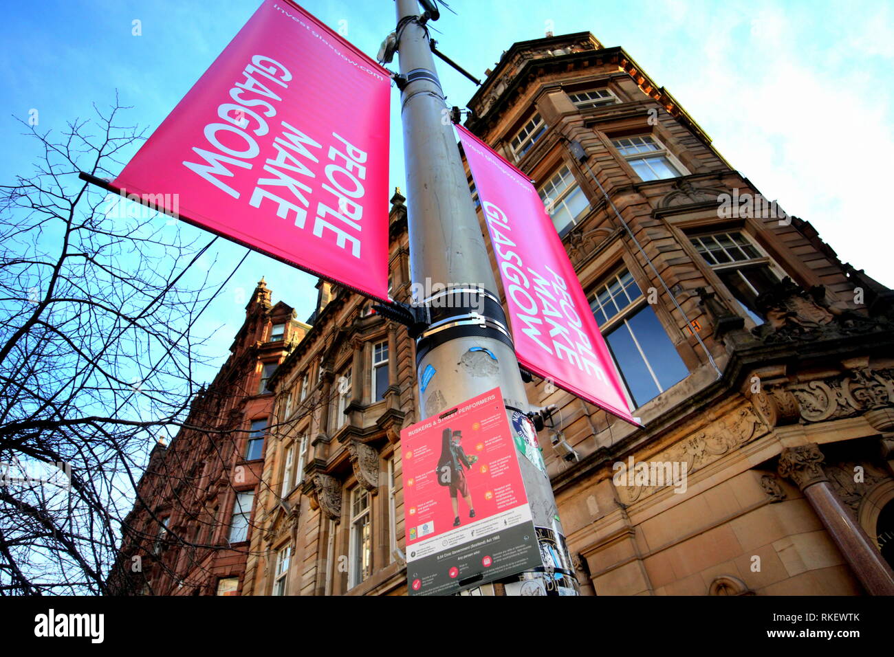 Glasgow, Schottland, Großbritannien, 7. Februar, 2019 ein Gaukler Charta wurde auf der Stadt Buchanan Street bekannt und durch den Rat als Stil Meile gefördert, um die unkontrollierte Tätigkeit der Straßenkünstler in der Innenstadt zu beschneiden. Zahlreiche Beschwerden über die Qualität und die Lautstärke mit einem Mangel an Auswahl hat der Rat einige Richtlinien für ungebetene Aufführungen zu setzen. Sogar die lokale Bettler beschweren sich darüber, dass die Straßen nicht ein schönes Hotel mit vielen Künstlern, die bis spät in die Nacht Gerard Fähre / alamy Leben Nachrichten werden Stockfoto