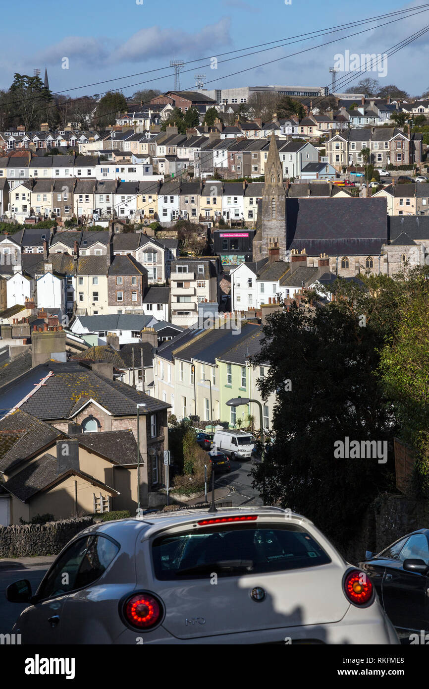 Terrassenförmig angelegten Reihe Torquay, Gehäuse Entwicklung, Wohnprojekt, England, Dorf, englische Kultur, Sommer, Gemeinschaft, Cottage, Wohngebiet Buil Stockfoto
