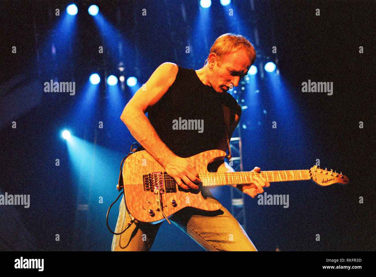 Phil Collen Lead Gitarrist in der Band Def Leppard in der Brixton Academy 27. Februar 2003, London, England, Vereinigtes Königreich. Stockfoto