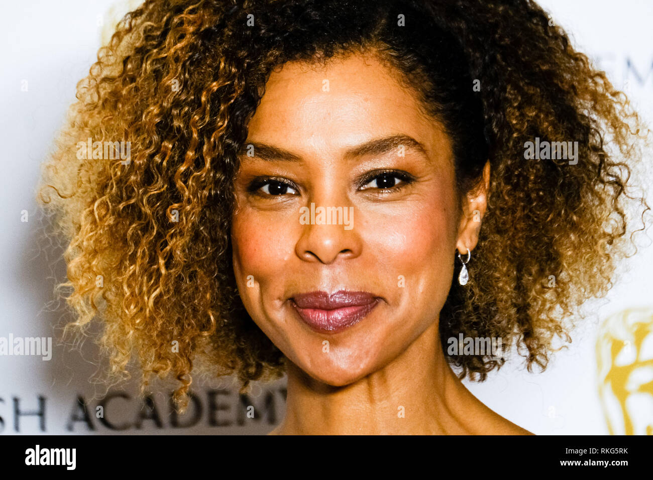 Sophie Okonedo stellt Backstage in der British Academy Film Awards am Sonntag, 10. Februar 2019 in der Royal Albert Hall, London. . Bild von Julie Edwards. Stockfoto