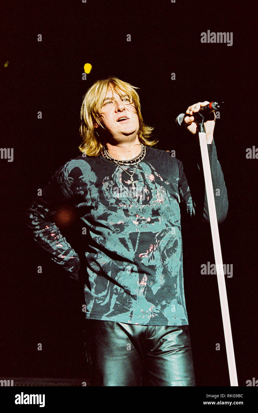 Joe Elliot Sänger in Def Leppard in der Brixton Academy 27. Februar 2003, London, England, Vereinigtes Königreich. Stockfoto