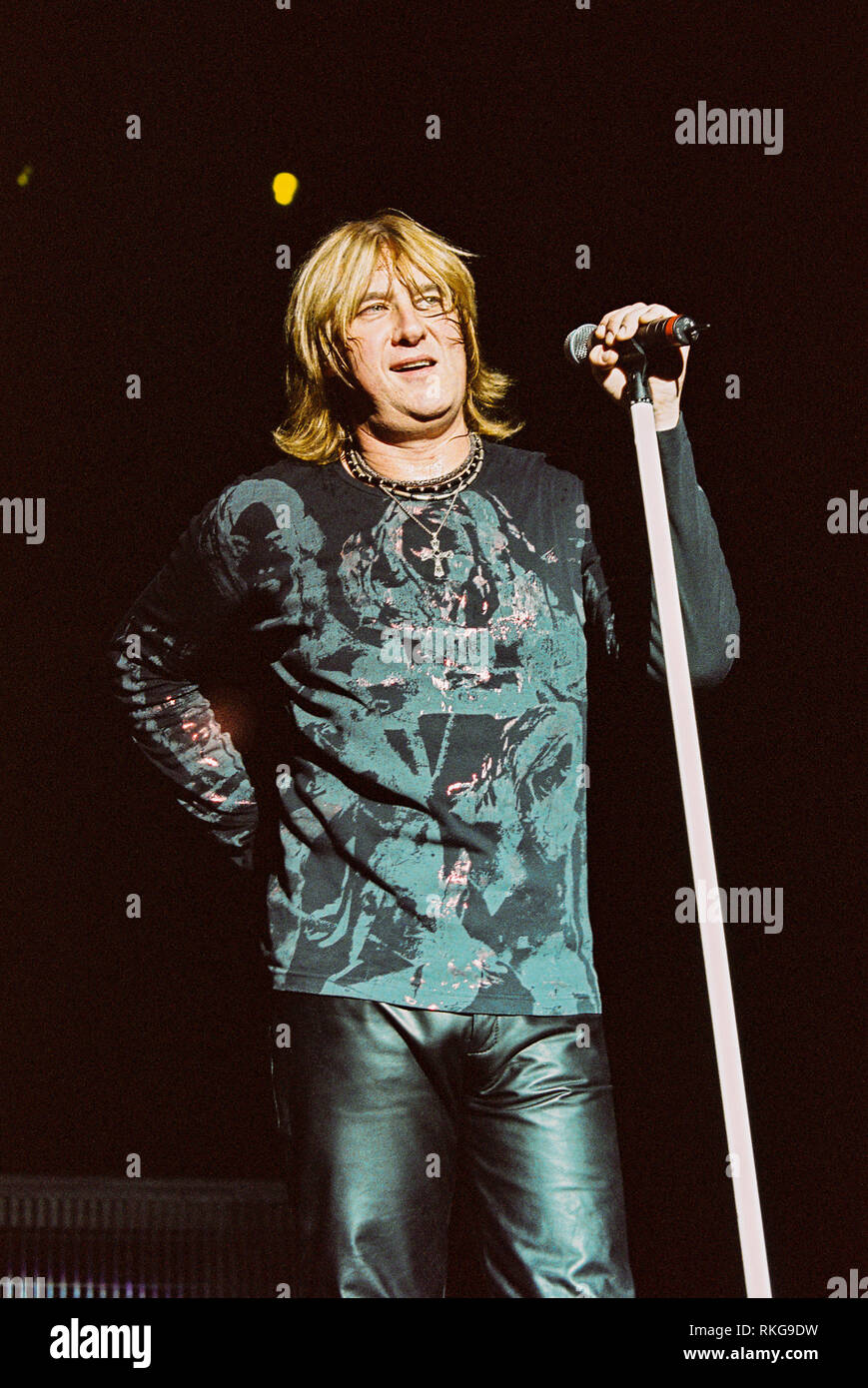 Joe Elliot Sänger in Def Leppard in der Brixton Academy 27. Februar 2003, London, England, Vereinigtes Königreich. Stockfoto