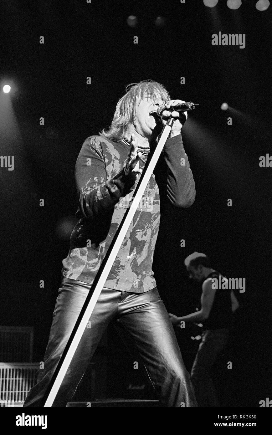 Joe Elliot Sänger in Def Leppard in der Brixton Academy 27. Februar 2003, London, England, Vereinigtes Königreich. Stockfoto