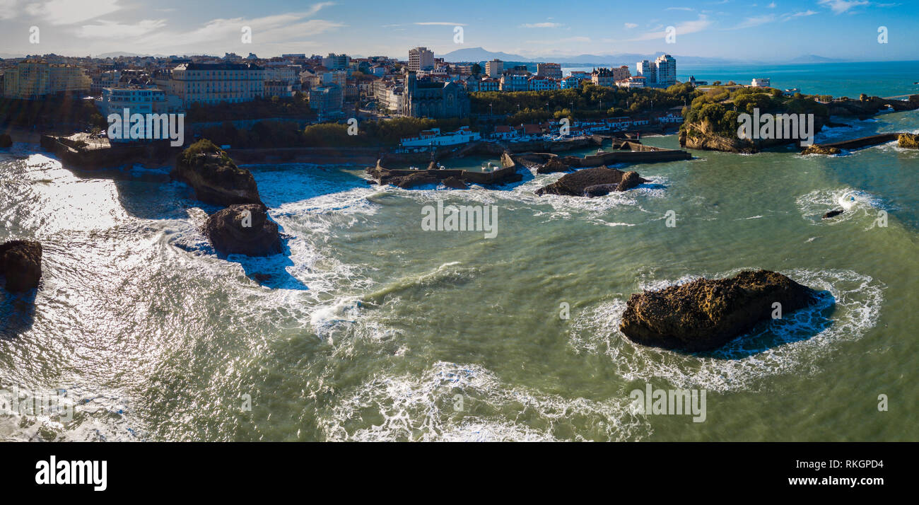 Biarritz Stadt und die berühmten Sandstrände, Miramar und La Grande Plage, Golf von Biskaya, Atlantikküste, Baskenland, Frankreich Stockfoto