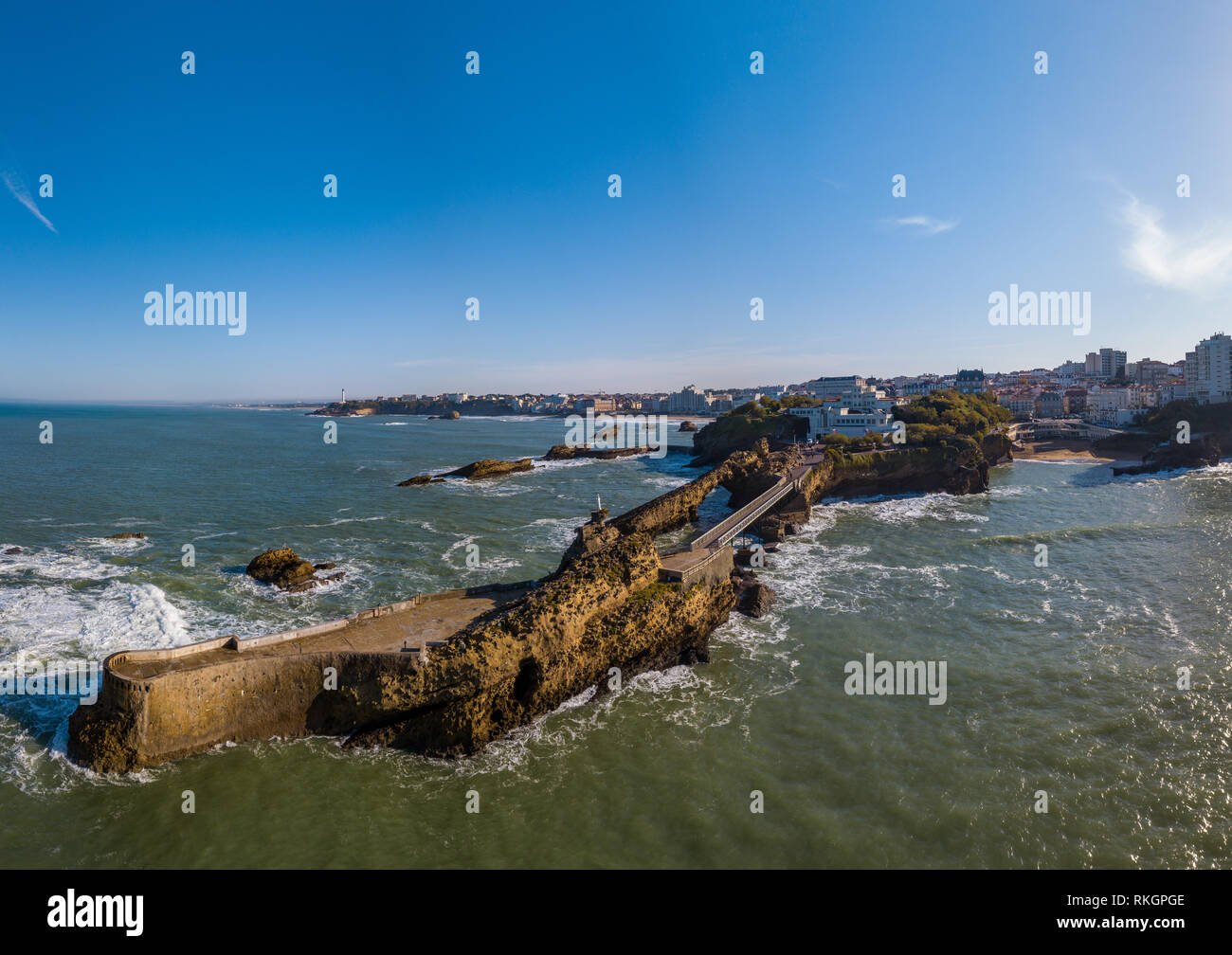 Biarritz Stadt und die berühmten Sandstrände, Miramar und La Grande Plage, Golf von Biskaya, Atlantikküste, Baskenland, Frankreich Stockfoto