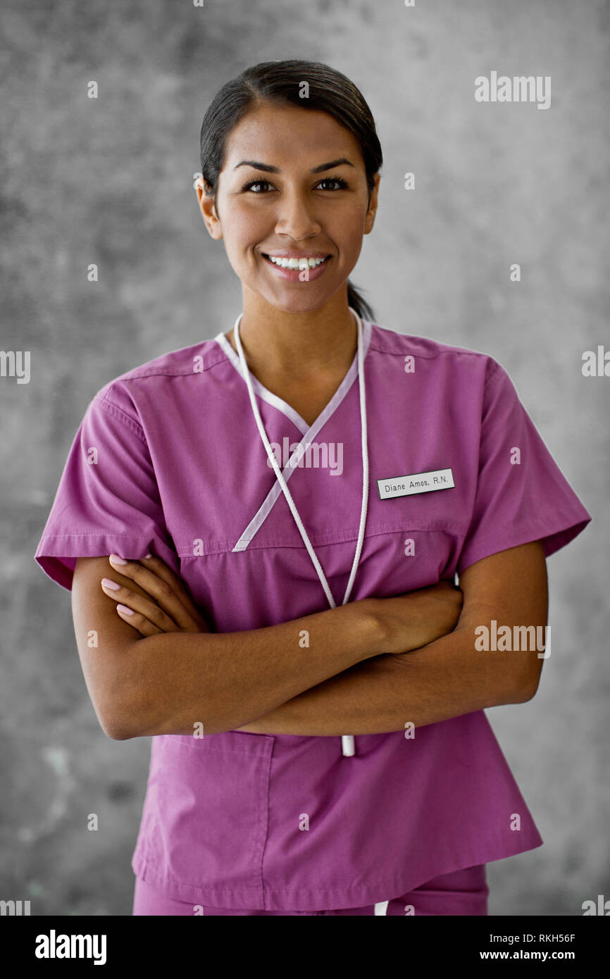 Porträt eines lächelnden jungen Krankenschwester. Stockfoto