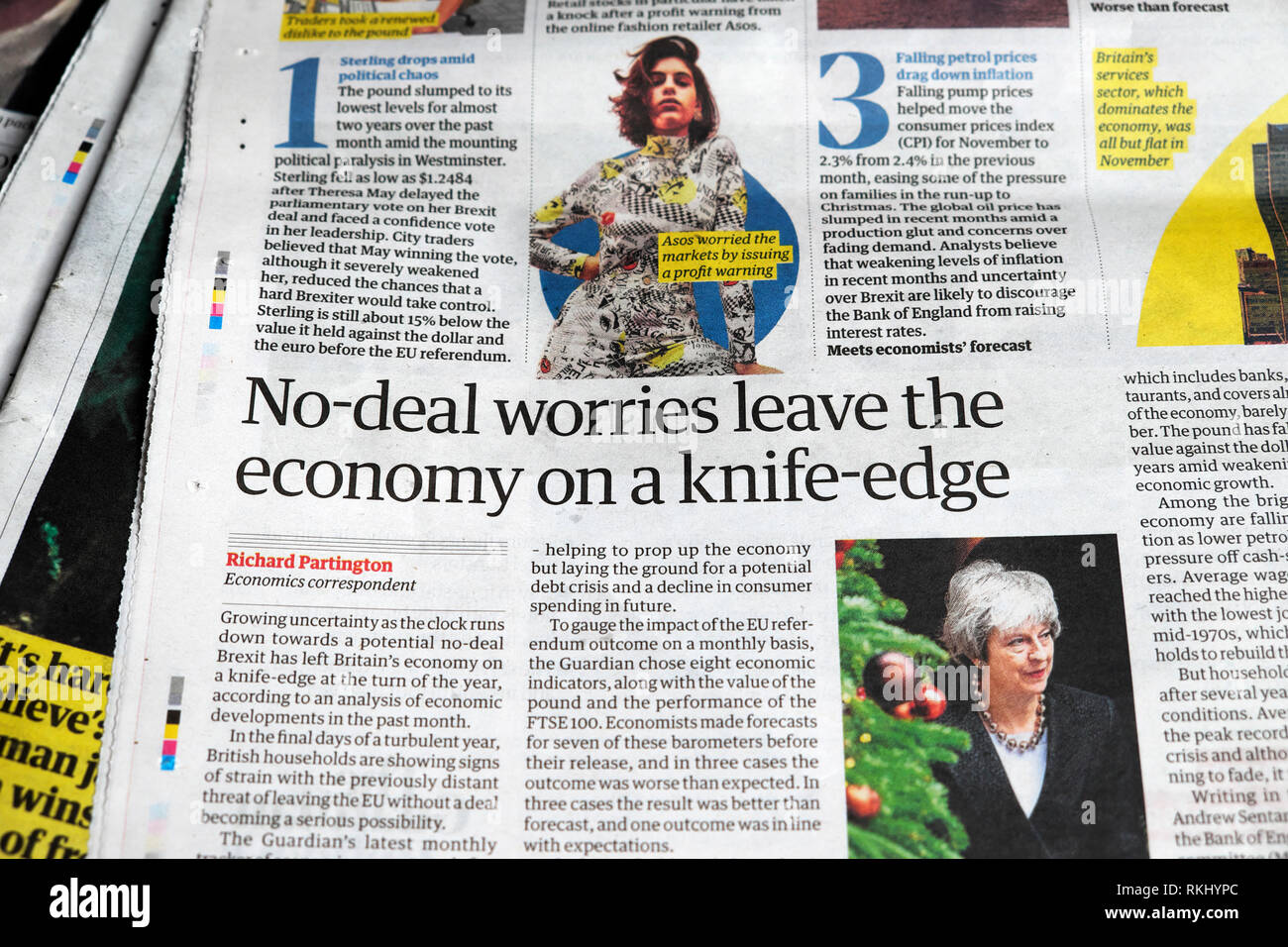 'No-deal Sorgen lassen die Wirtschaft auf Messers Schneide' Guardian Artikel 2018 London Großbritannien Englanbd Stockfoto
