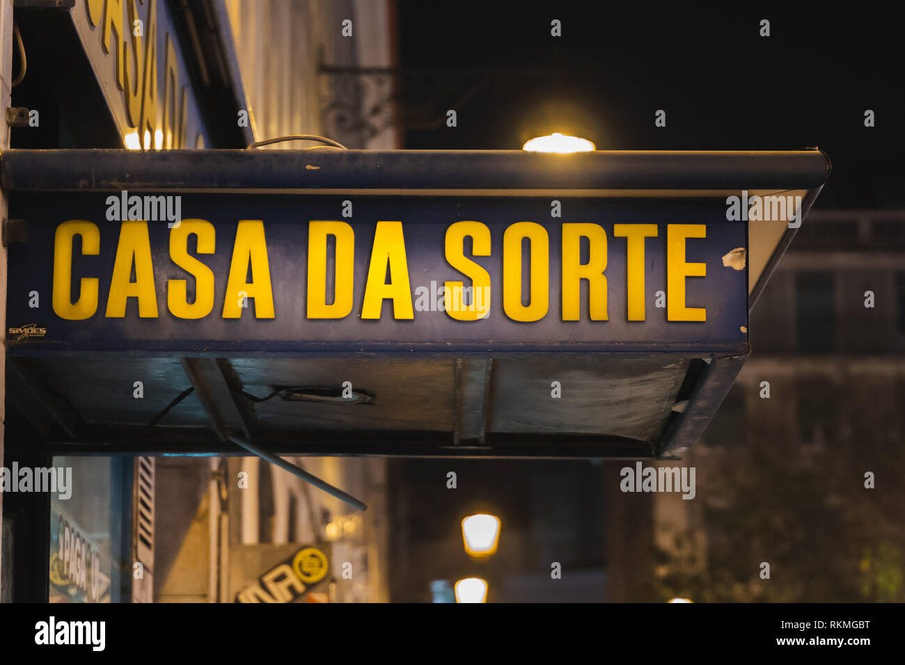 Lissabon, Portugal - 12/26/18: Casa da Sorte, Glück shop Lissabon Zentrum, berühmt Glücksspiel Shop und Spiel Verkäufer, euromillionen, lotaria Lotterie, Scratch ra Stockfoto