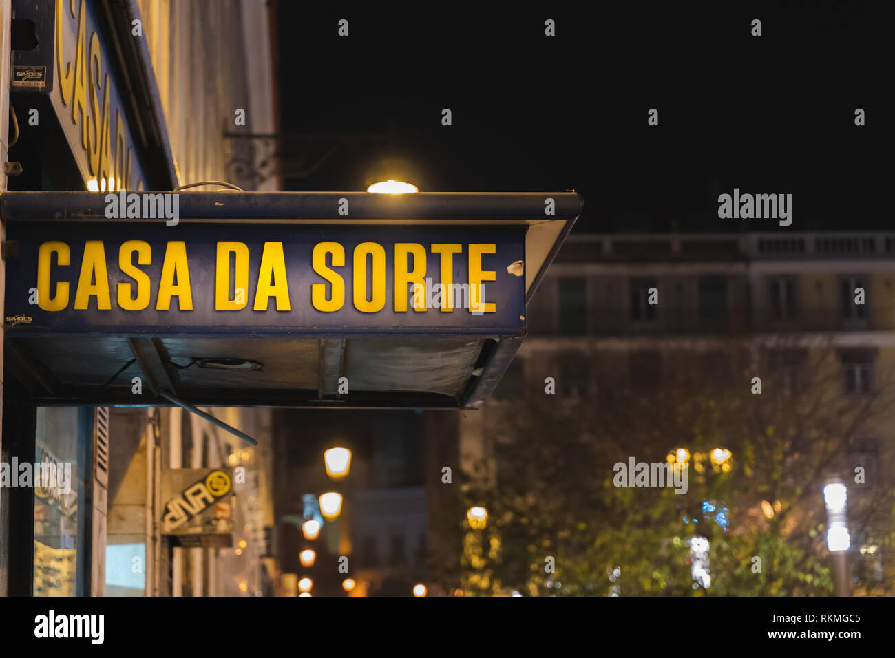 Lissabon, Portugal - 12/26/18: Casa da Sorte, Glück shop Lissabon Zentrum, berühmt Glücksspiel Shop und Spiel Verkäufer, euromillionen, lotaria Lotterie, Scratch ra Stockfoto