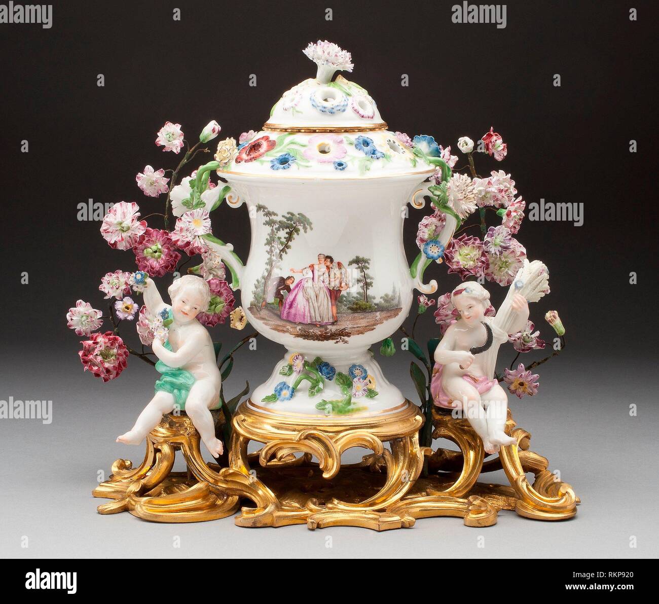 Potpourri Urn 1750/55 Meißen Porzellanmanufaktur Deutsch, gegründet 1710 Artist Meissener