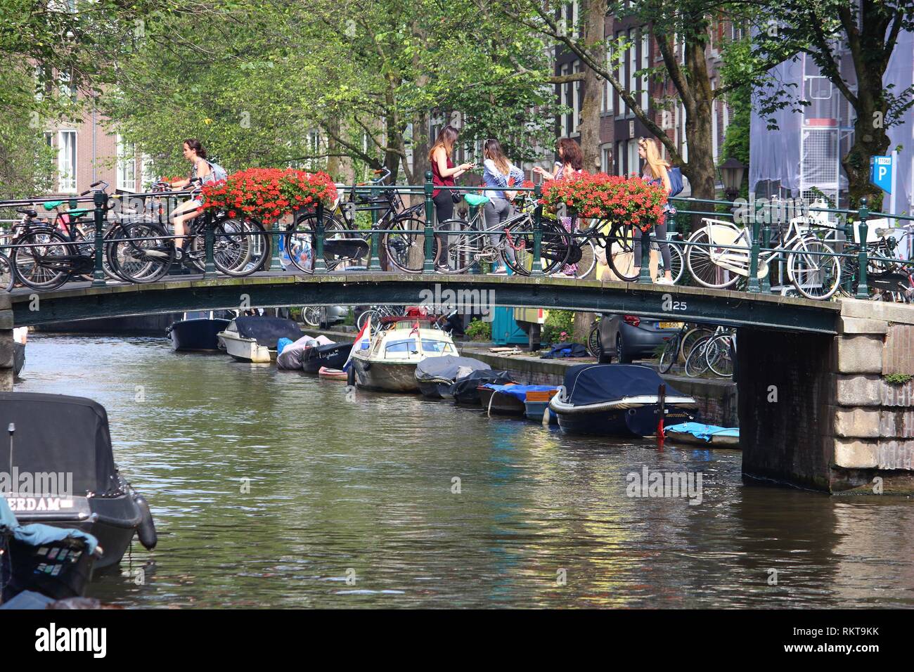 Amsterdam datiert Expats