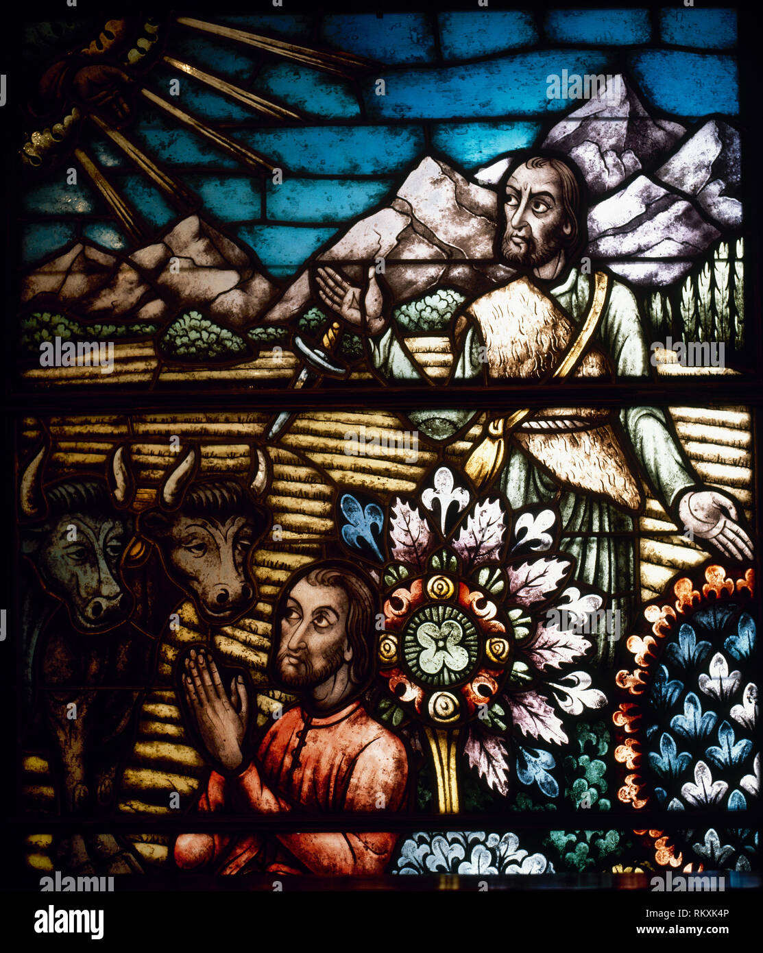 Spanien, La Rioja, Anguiano. Kloster Unserer Lieben Frau von Valvanera. 15. und 16. Jahrhunderts. Glasfenster mit der Darstellung eines Feldes arbeiten. Stockfoto