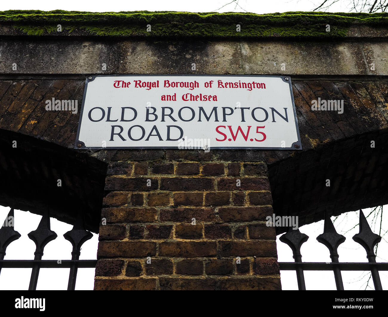 Old brompton road -Fotos und -Bildmaterial in hoher Auflösung – Alamy