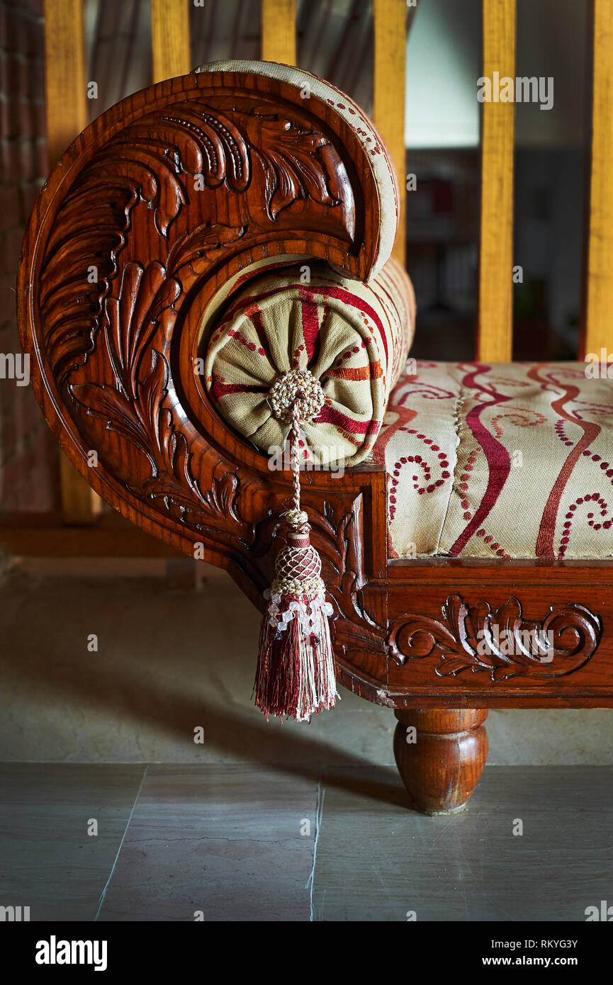 Im arabischen Stil eingerichtet und Sofa mit Quaste close-up Stockfoto