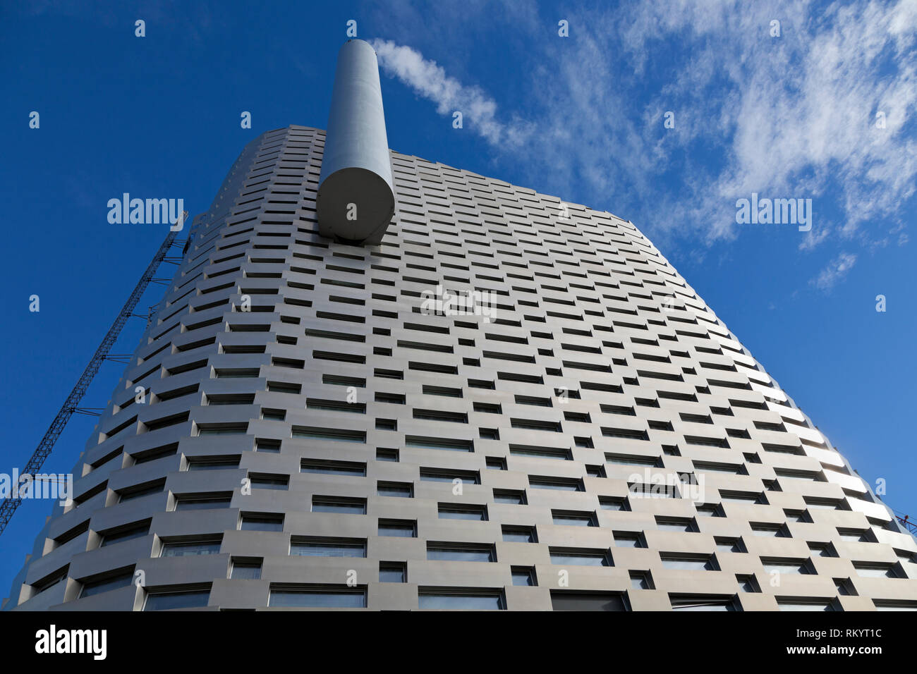 Hohe Endmauer von Amager Bakke, die CopenHill Skipiste auf der Amager Müll-Energie-Anlage auf Amager in Kopenhagen. Architekt Bjarke Ingels GROSS Stockfoto