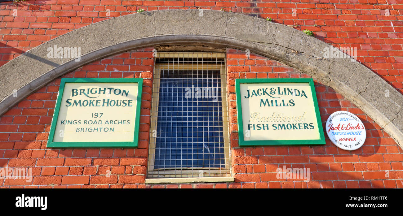 The Brighton Smokehouse, 197 Kings Road Arches Brighton, Jack Linda Mills Traditional Fish Smokers, Brighton City, Großbritannien, BN1 1NB Stockfoto