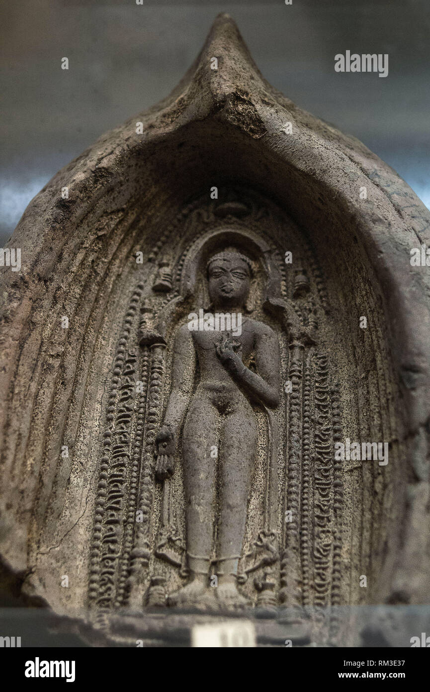 Terrakotta Buddha Statue in Baroda Museum und Bildergalerie, Gujarat, Indien, Asien Stockfoto