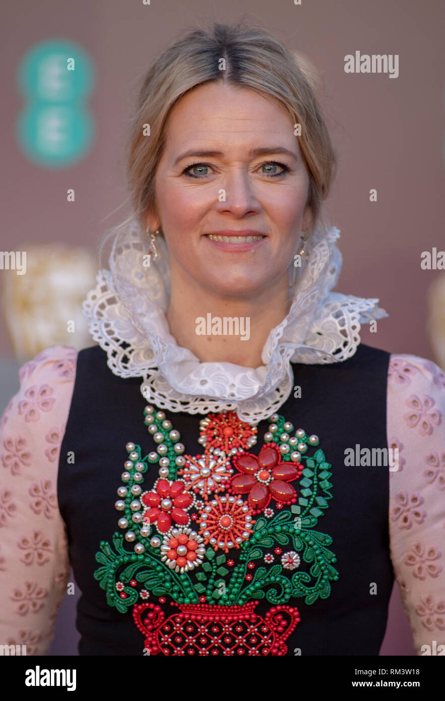 Edith Bowman besucht die EE British Academy Film Awards in der Royal Albert Hall. Stockfoto