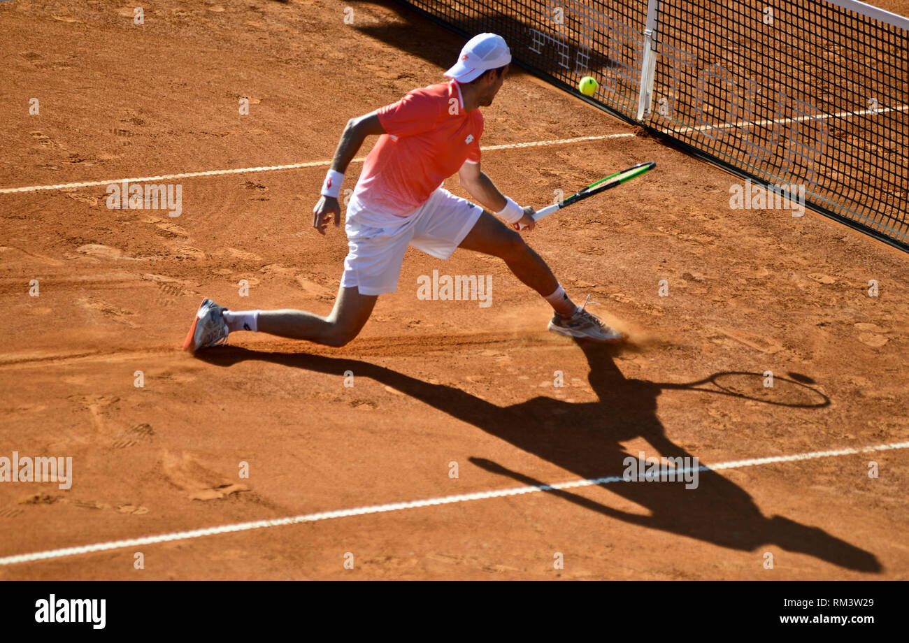 Buenos Aires, Argentinien. 12. Feb 2019. Guido Pella (Argentinien) besiegte Francisco Cerundolo und Vorschüsse an die zweite Runde der Argentinien öffnen, ein ATP Tennis Turnier 250 Credit: Mariano Garcia/Alamy leben Nachrichten Stockfoto