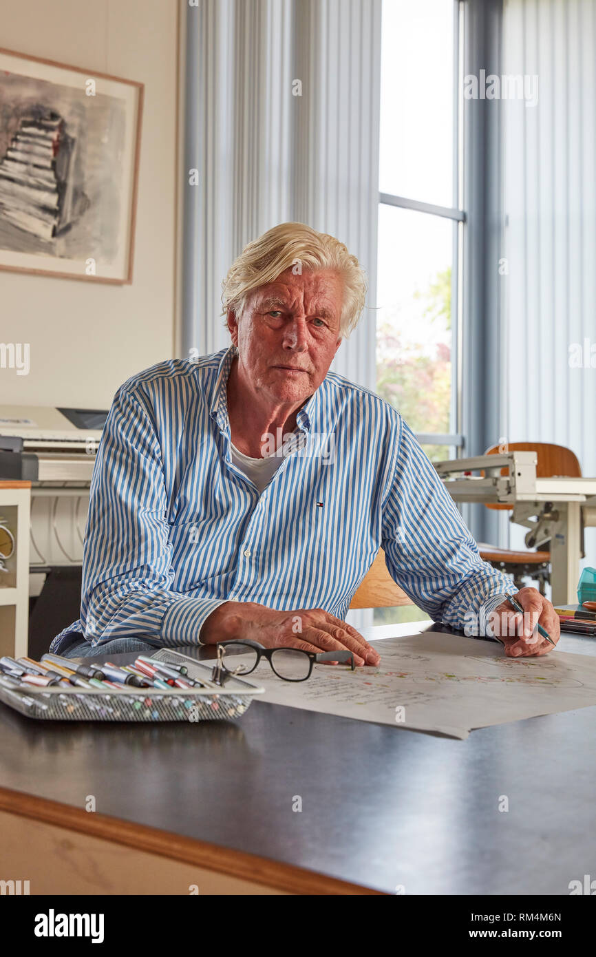 Piet Oudolf an seinem hummelo Garten. Ich habe viele mehr von seinem schönen Garten, das ist nur eine kleine Auswahl. Stockfoto