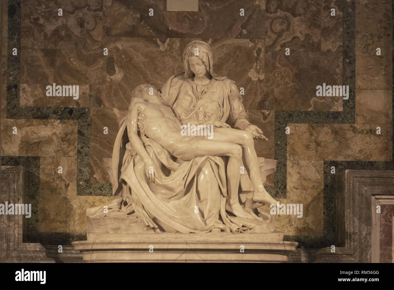 Pieta von Michelangelo, Petersdom, San Pietro in Vaticano, Päpstliche Basilika St. Peter im Vatikan, Rom, Italien Stockfoto