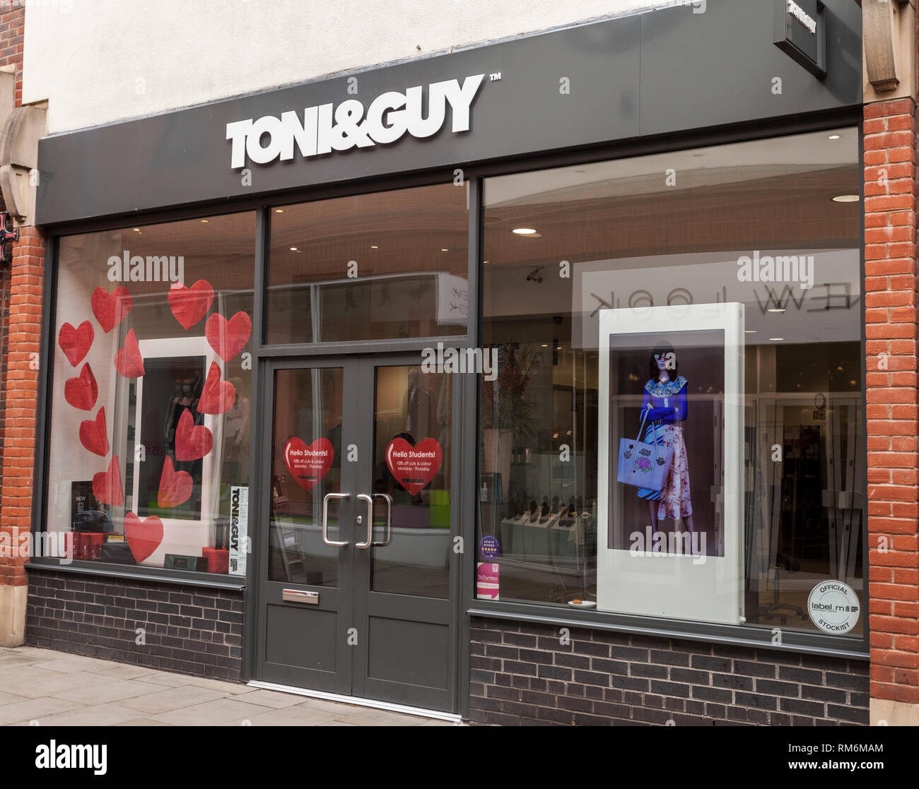 Toni Guy Friseur in Durham, England, Großbritannien Stockfotografie - Alamy