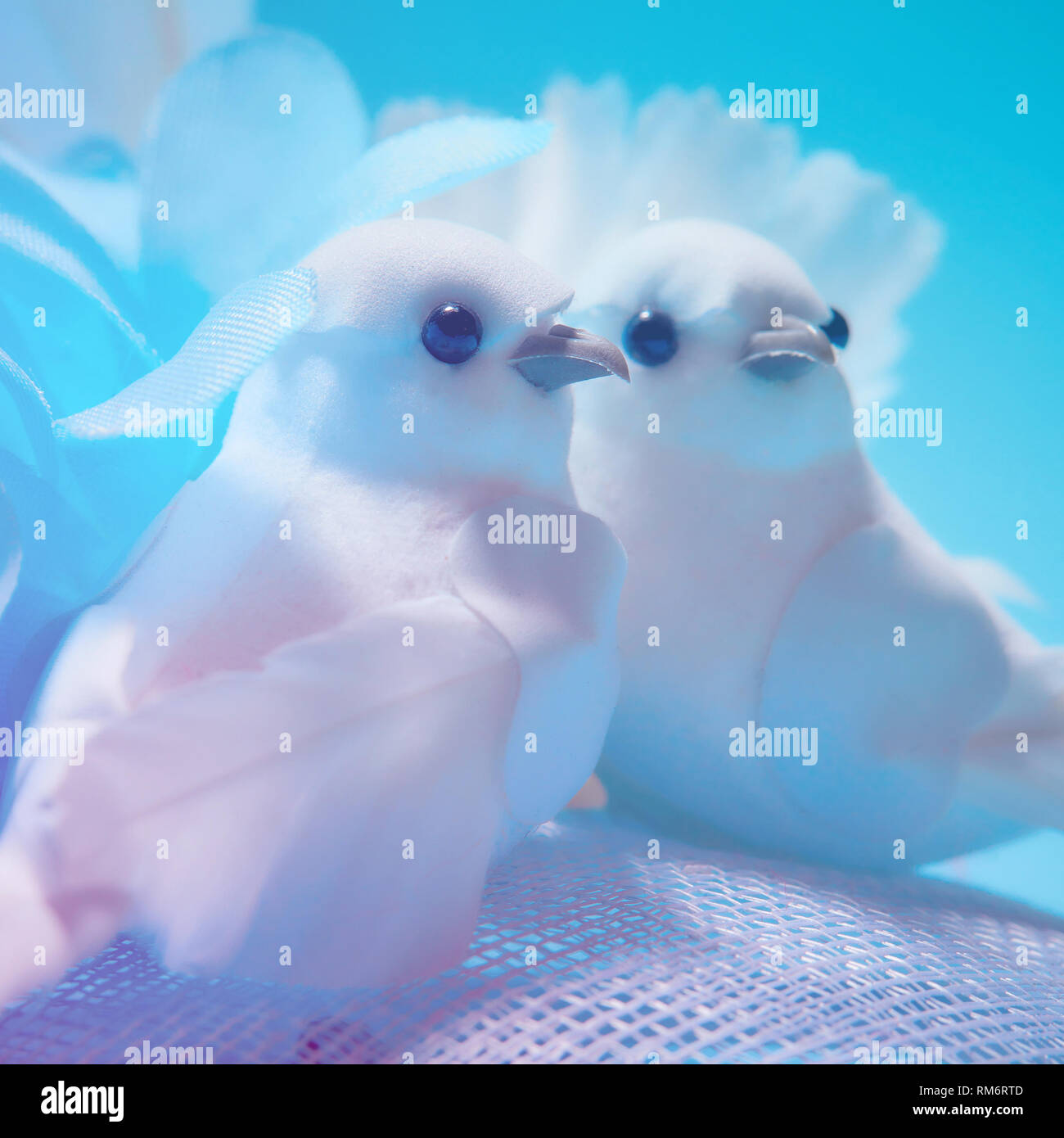 Künstliche liebe Vögel Stockfoto