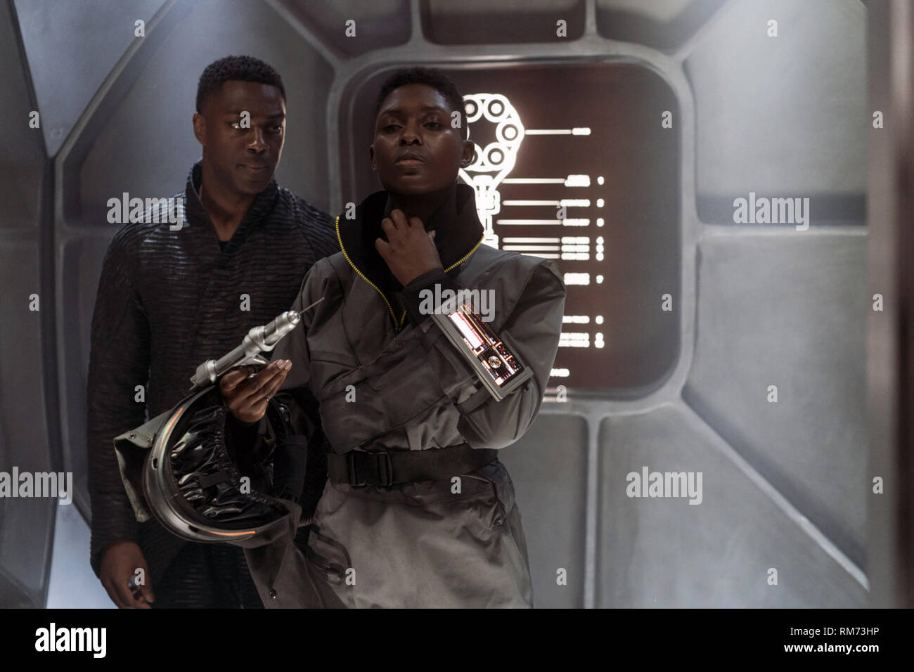 Nightflyers ist ein US-amerikanischer horror Science Fiction TV-Serien auf Syfy, die in den Vereinigten Staaten am 2. Dezember 2018 und auf Netflix uraufgeführt, International am 1. Februar 2019. Die Serie basiert auf der Novelle und Serie von kurzen Geschichten mit dem gleichen Namen von George R.R.Martin. Dieses Foto ist nur für den redaktionellen Gebrauch bestimmt und unterliegen dem Copyright der Film Company und/oder der bezeichneten Fotograf durch den Film oder die Produktion Firma zugewiesen. Stockfoto