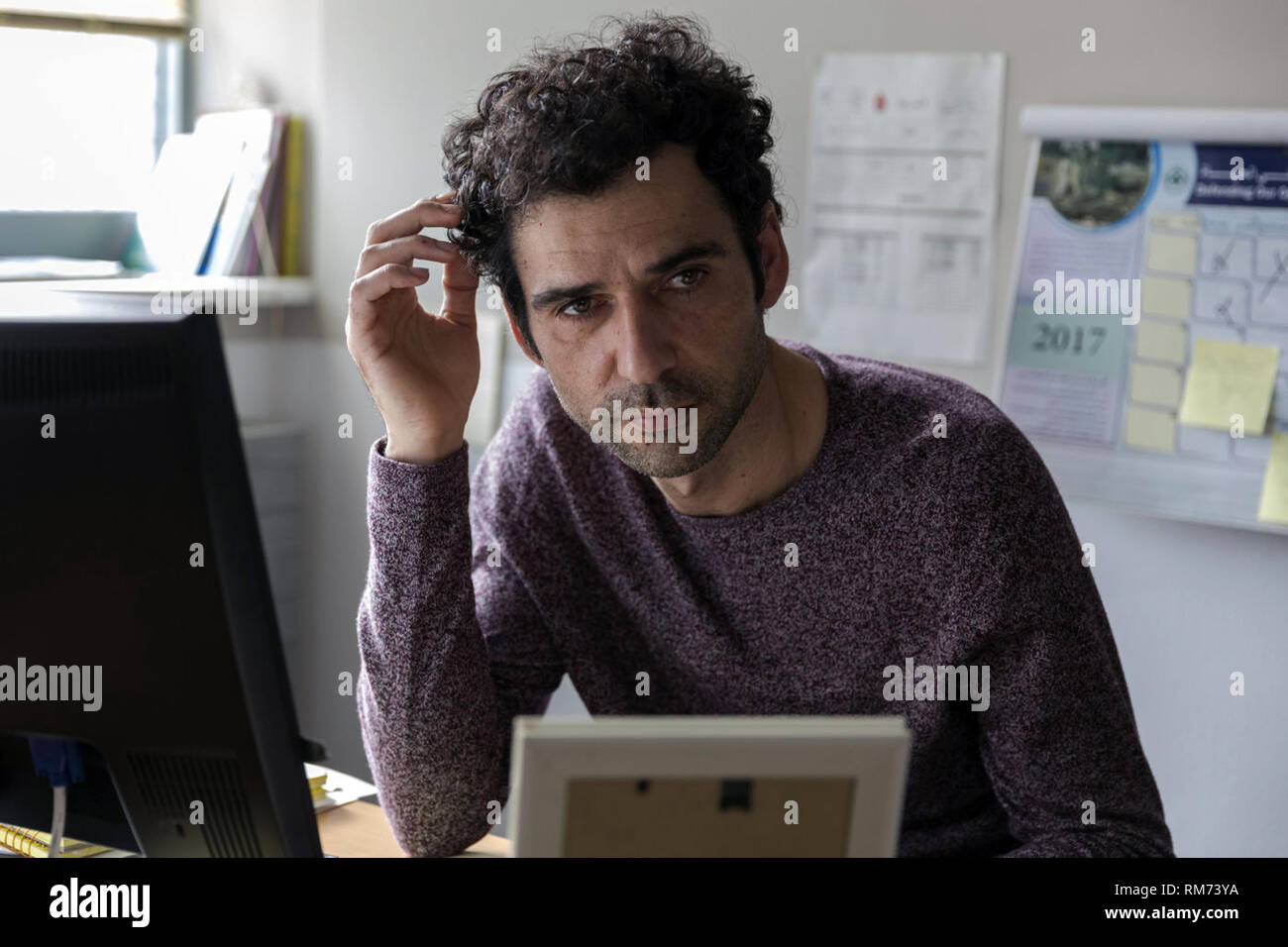 Tel Aviv in Feuer ist ein 2018 Film unter der Regie von Sameh Zoabi. Dieses Foto ist nur für den redaktionellen Gebrauch bestimmt und unterliegen dem Copyright der Film Company und/oder der bezeichneten Fotograf durch den Film oder die Produktion Firma zugewiesen. Stockfoto