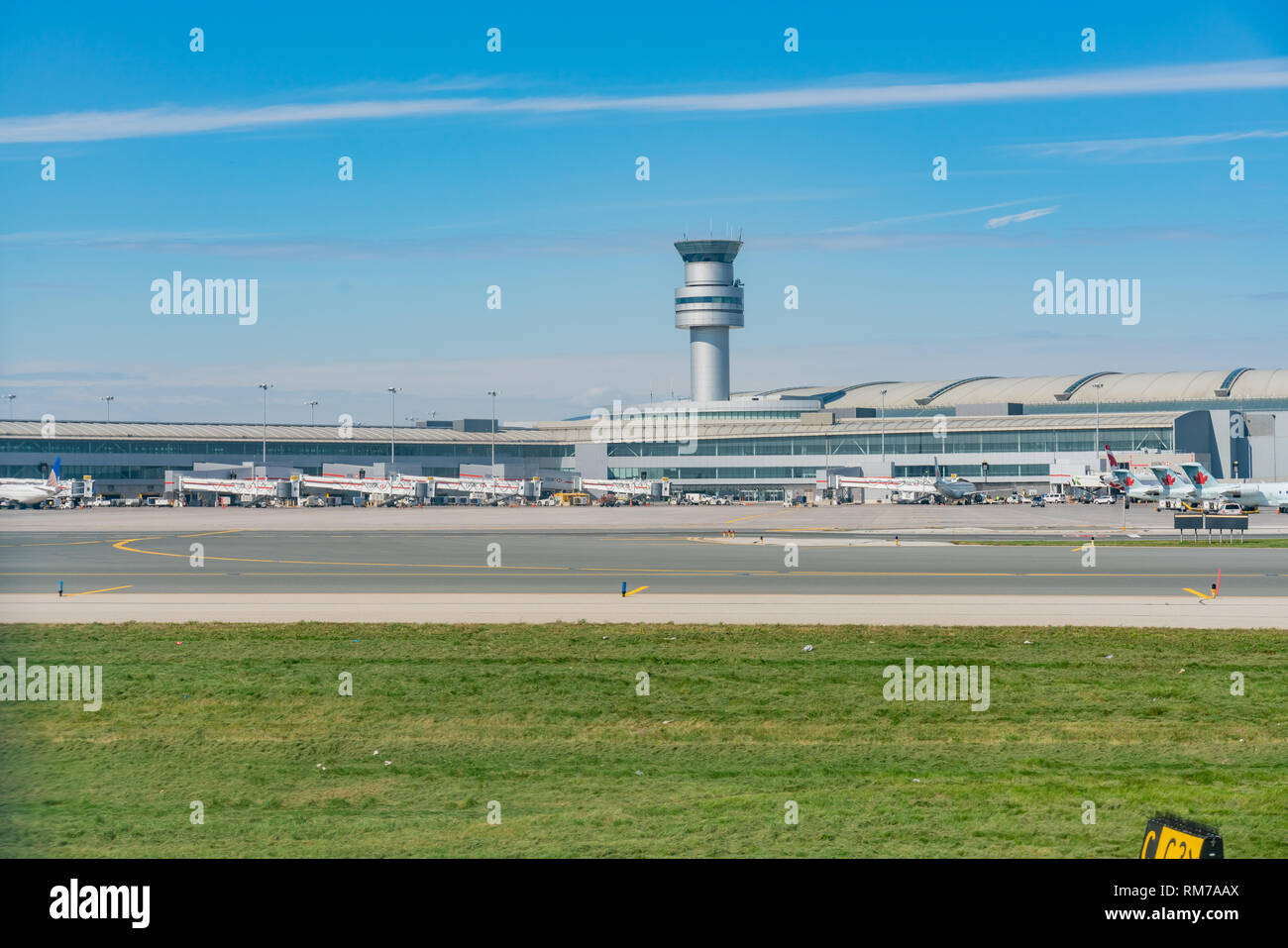 Toronto, SEP 31: Blick vom Internationalen Flughafen Toronto Pearson auf Sep 31, 2018 in Toronto Stockfoto