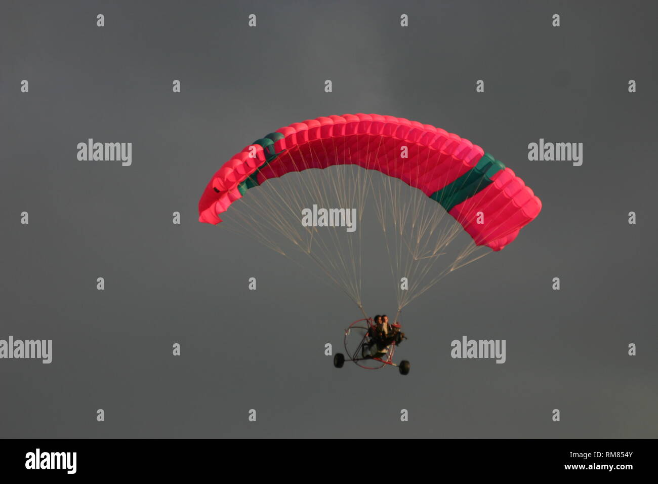 Fliegen Himmel Trike para Motor 6 Stockfoto
