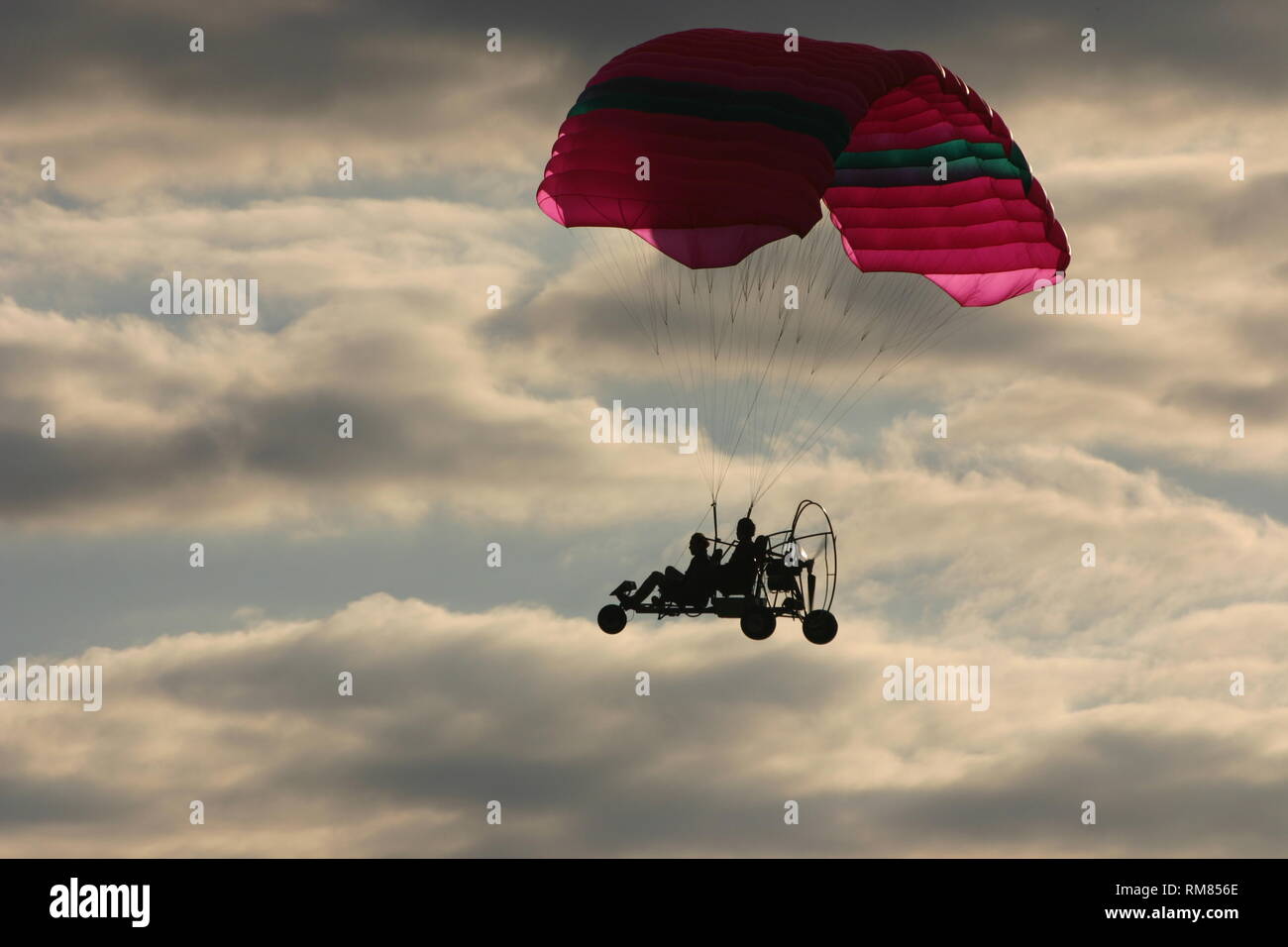 Fliegen Himmel Trike para Motor 4 Stockfoto