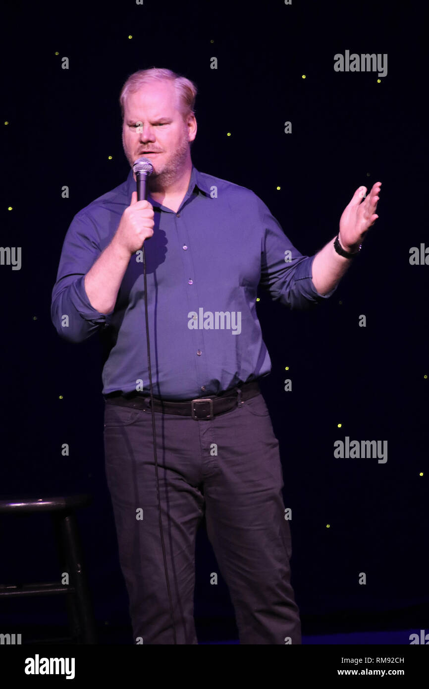 Schauspieler, Schauspieler, Künstler und Autor Jim Gaffigan ist dargestellt auf der Bühne während eines 'live' aussehen. Stockfoto