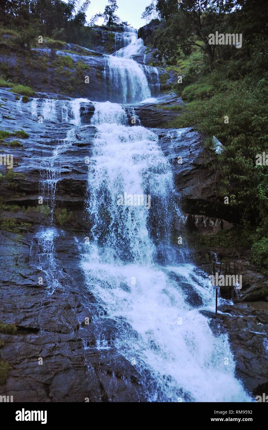 Kuthumkal Wasserfälle, Munnar, Kerala, Indien, Asien Stockfoto