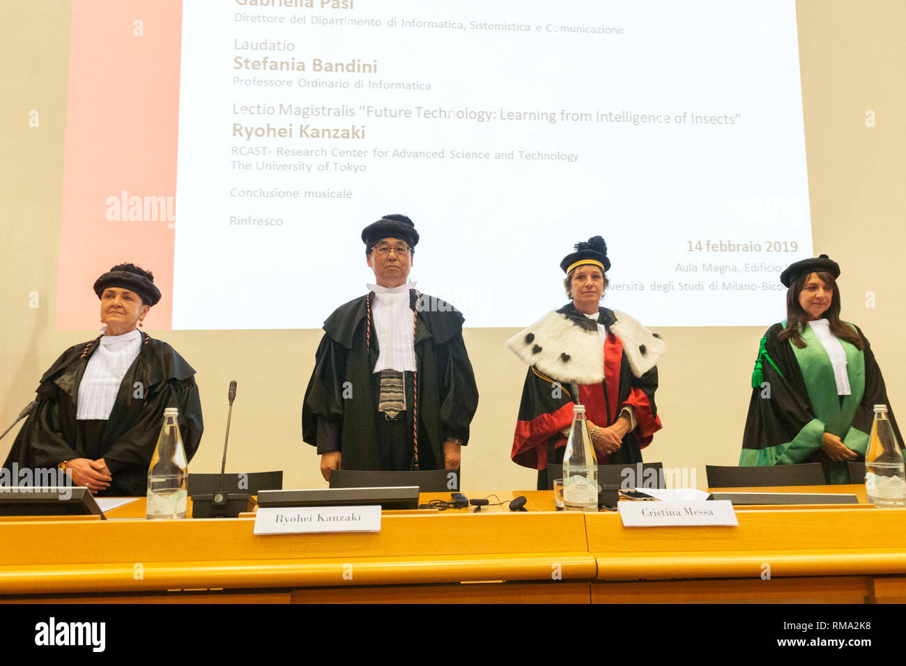 Foto Carlo Cozzoli - LaPresse 14-02-19 Milano (Italia) Cronaca Conferimento della Cerimonia di Laurea Magistrale, Honoris Causa in Informatica eine Ryohei Kanzaki, Universit&#xe0;Bicocca. Nella Foto Gabriella Pani, Stefania Bandini, Cristina Messa e Ryohei Kanzaki Stockfoto