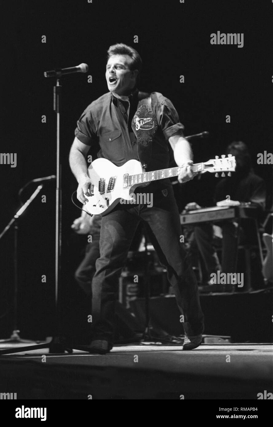 Country Musik Künstler Sammy Kershaw gezeigt auf der Bühne während einer "live"-Konzert aussehen. Stockfoto