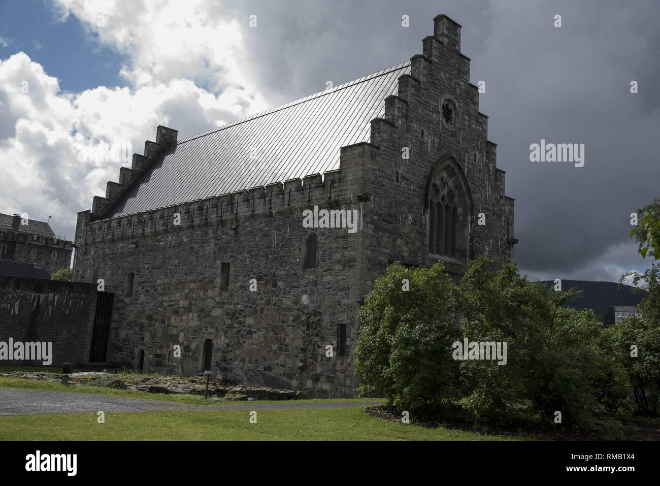 Haakon's Hall wurde als Residenz des Königs im Jahre 1247 erbaut und ist heute eine herausragende Gebäude in der Festung Bergenhus in der norwegischen Stadt Bergen. Hako Sterben Stockfoto