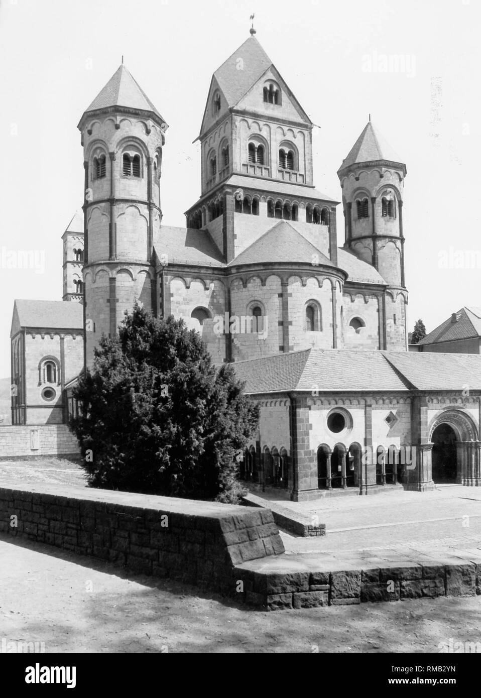 Die Abtei Maria Laach in der Eifel. Stockfoto