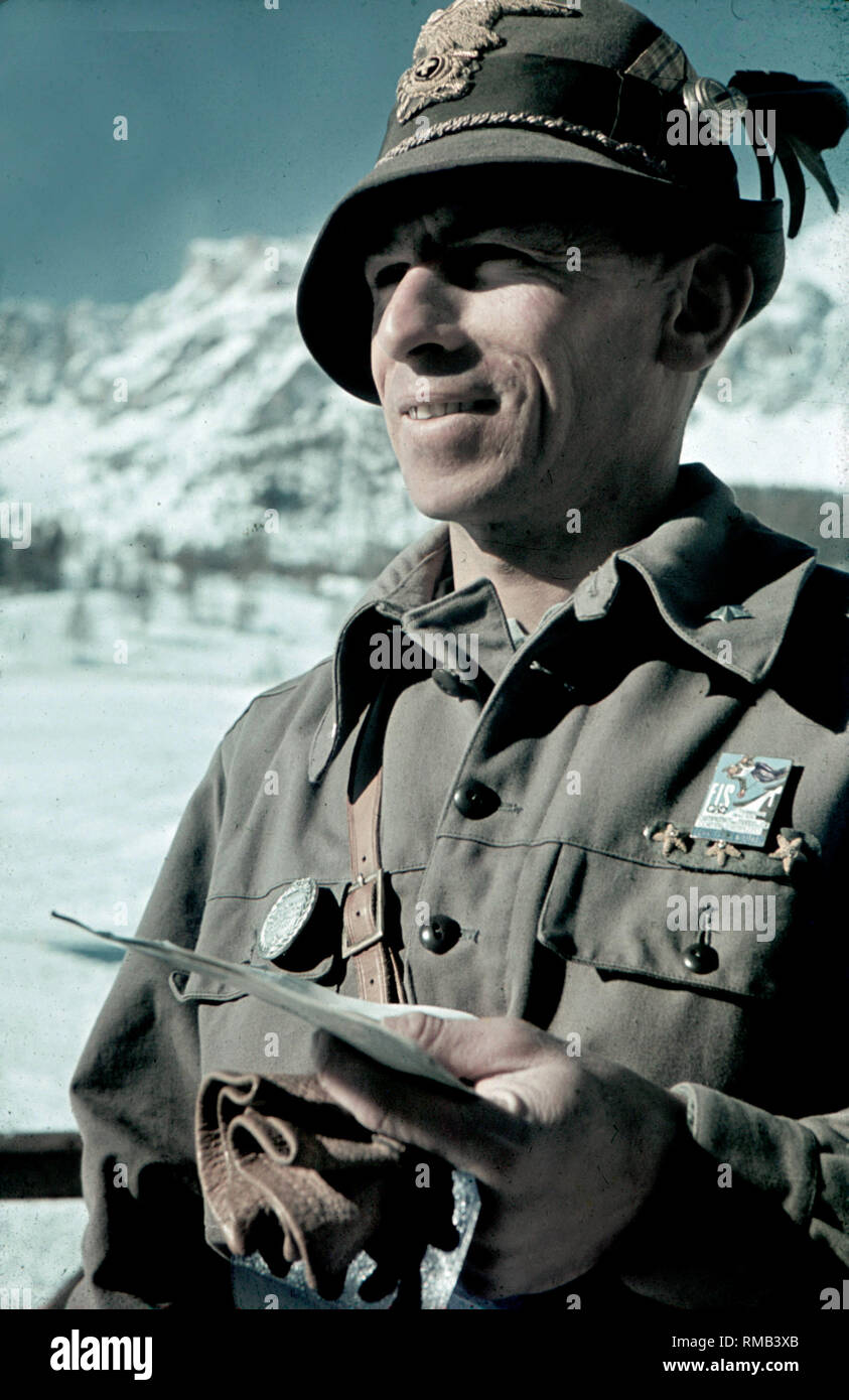 Offizier der Italienischen Berg Kriegsführung militärischen Korps (alpini). Stockfoto