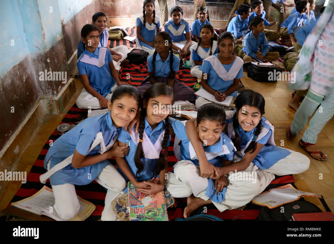 Studenten in der Klasse Zimmer, Jaisalmer, Rajasthan, Indien, Asien Stockfoto