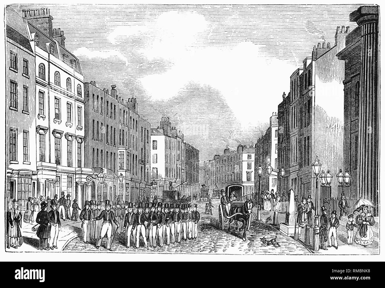 Marching Polizei in Bow Street, London. Von der Bow Street Runners gebildet, gegründet im Jahr 1749 von Magistrat Henry Fielding, aber nach der Gründung der Metropolitan Police 1829, die polizeilichen Aufgaben der Bow Street magistrates waren sehr erheblich verringert. Die Bow Street Patrol wurde nach und nach in die neue Polizei absorbiert und Bow Street wurde mit Nur die Läufer. 1834 einen parlamentarischen Ausschuss empfohlen, dass der Bow Street Männer und Polizisten mit der Metropolitan Police aufgenommen, sollten so bald wie möglich sein. Stockfoto